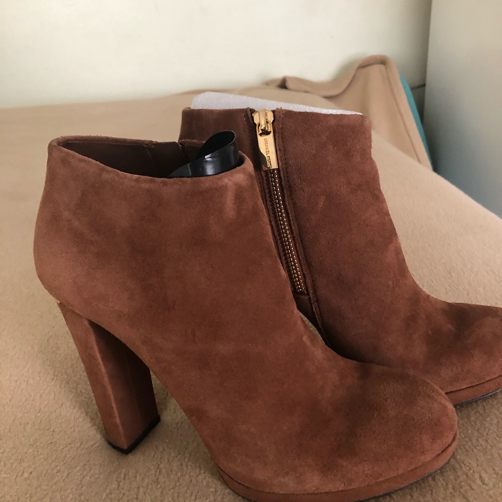 Womens Michael Kors Haven Brown Suede Platform Ankle Boots/ Shoes Sz. 8
